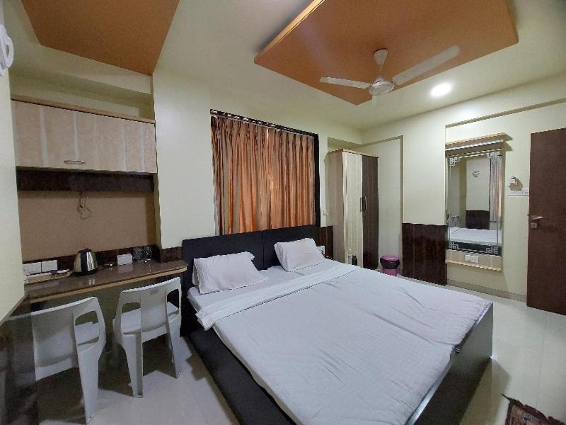 Super Hotel O Happy Homely Stay Near Pune Airport Khadki Exterior foto